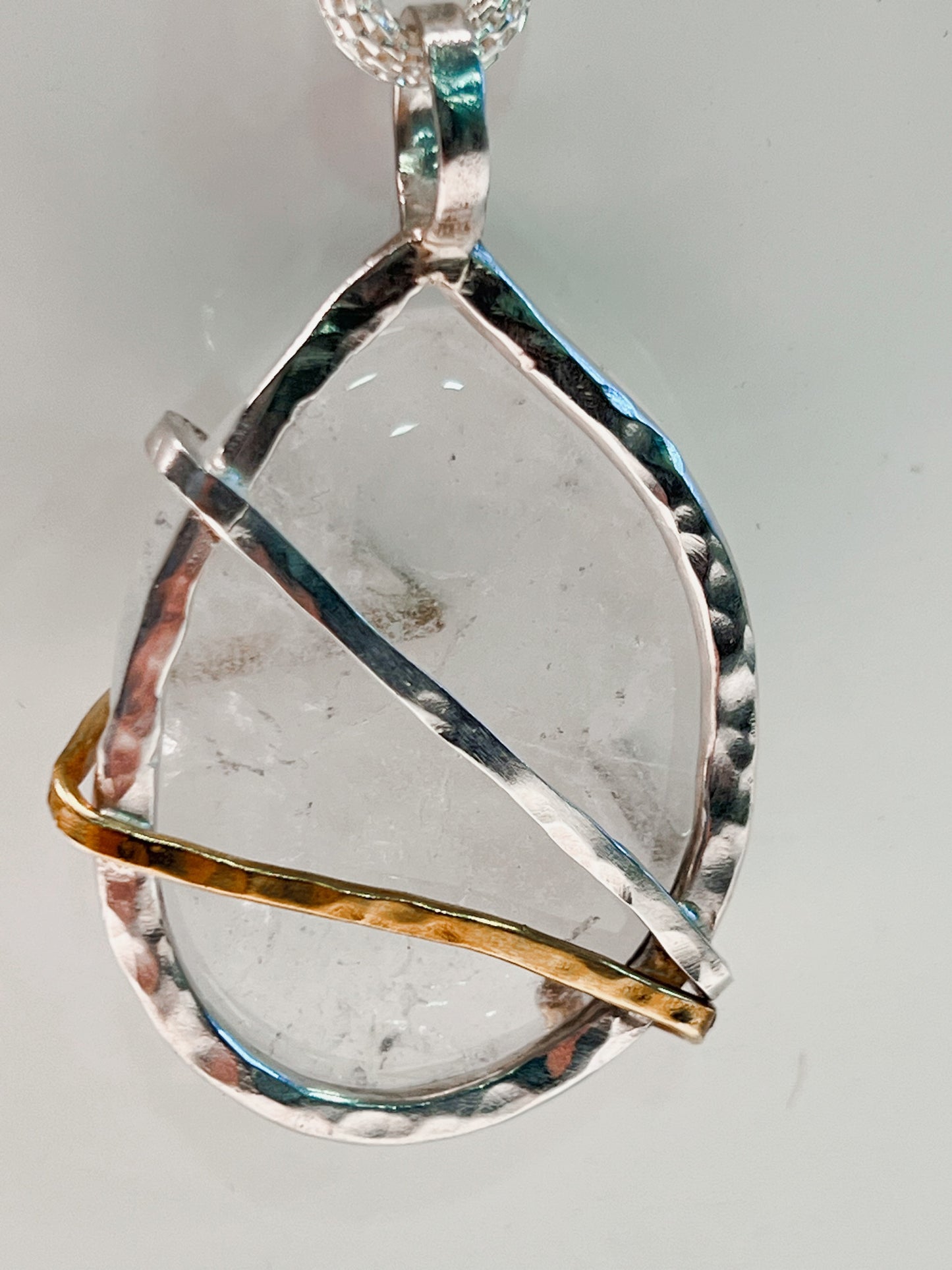 COLGANTE CUARZO TRANSPARENTE Y PLATA - SINCERITY