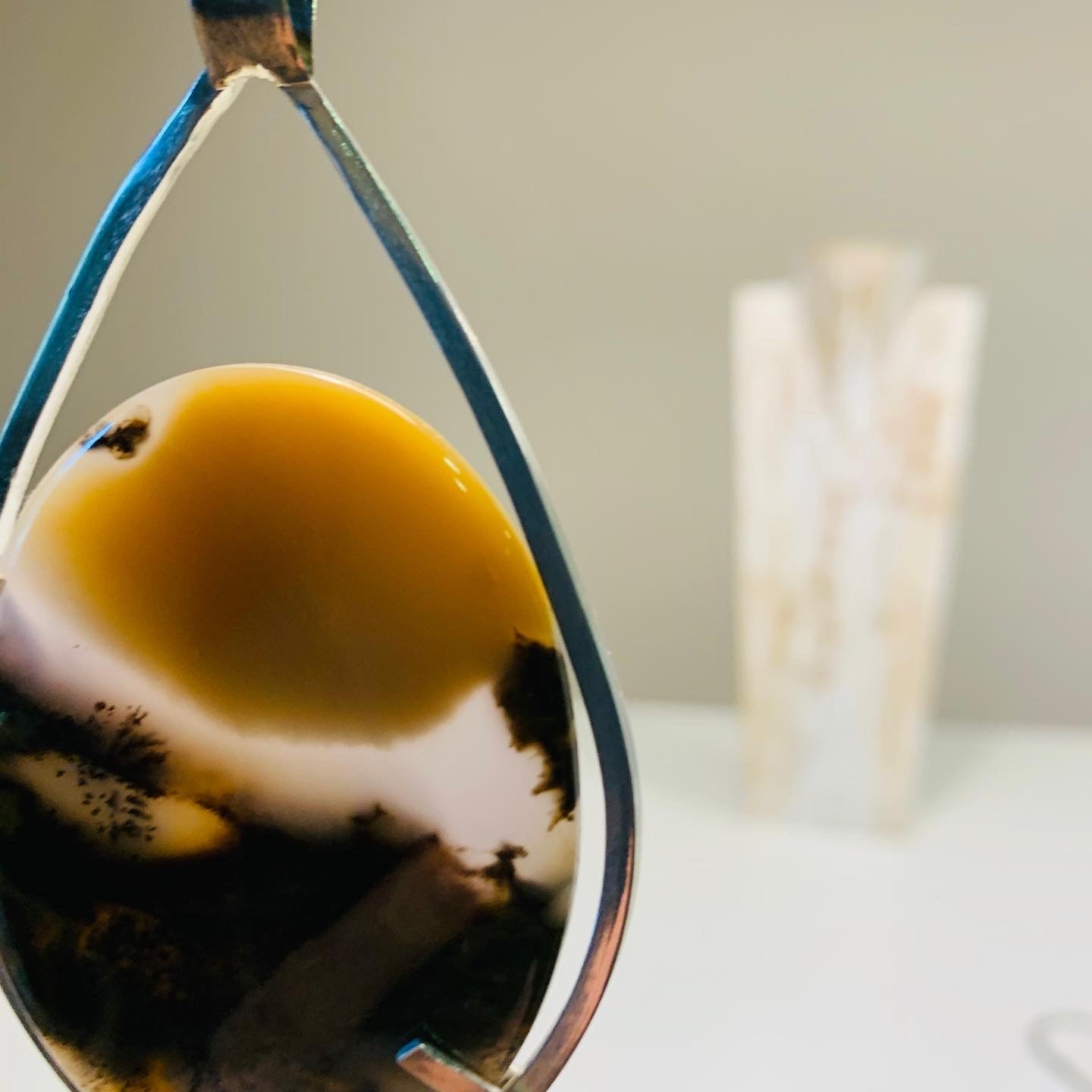 COLGANTE ÁGATA DENDRÍTICA y PLATA - SOLIDEZ