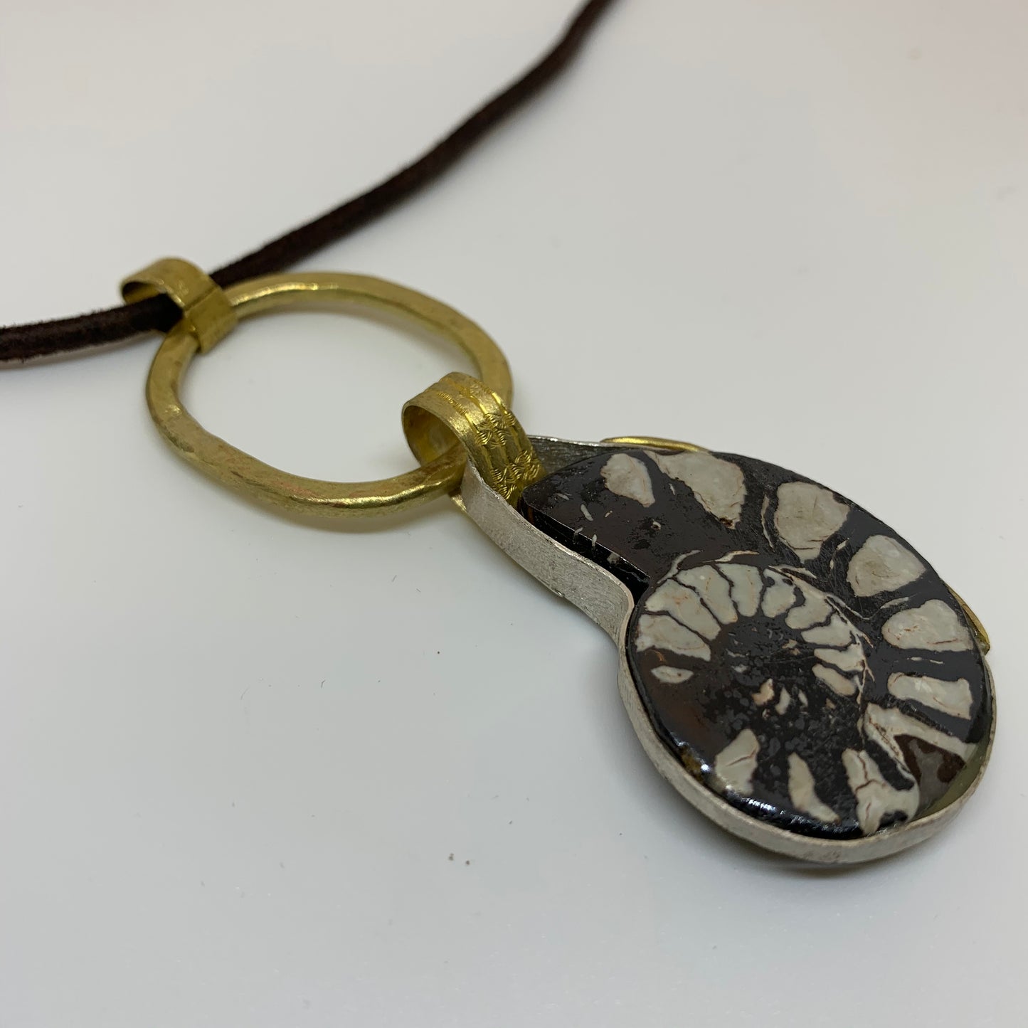 COLLAR FÓSIL CARACOL - MOROCCO ETERNITY