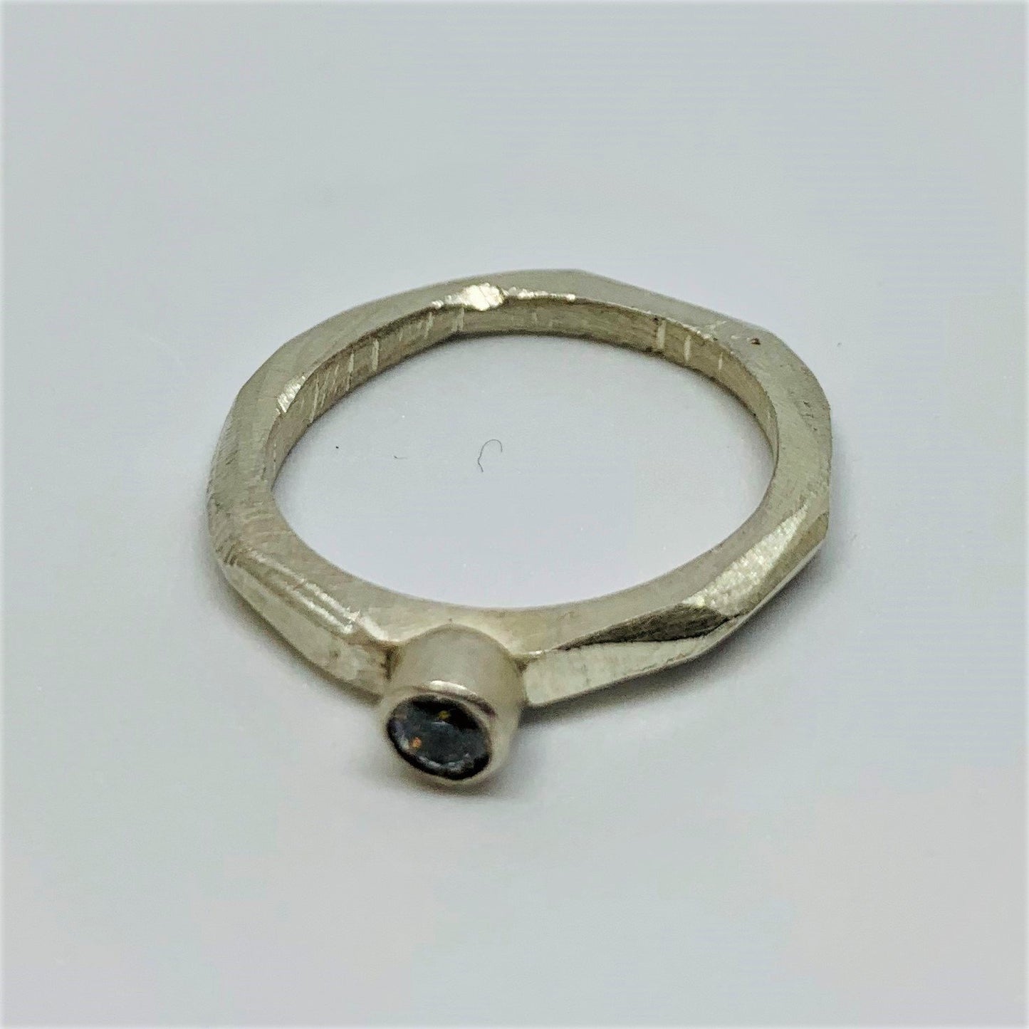 Anillo Circonita - Joyería Artesanal Barcelona - Mía Querol